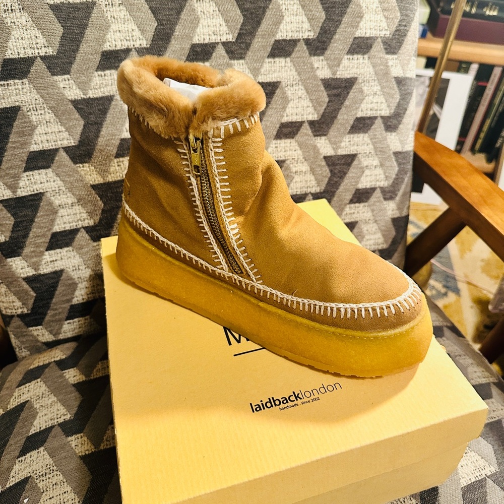 Laidback London Tan Ankle Boots